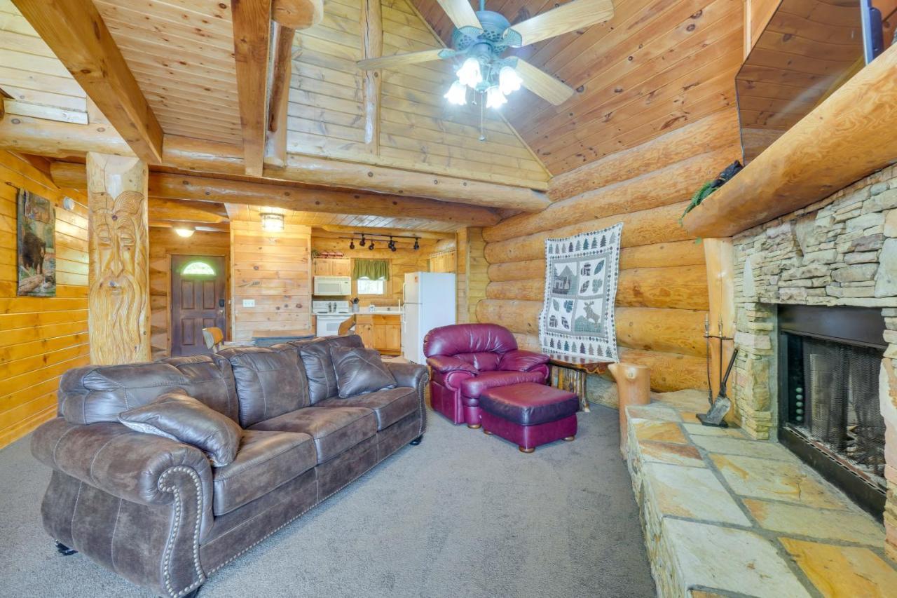 Smoky Mountain Vacation Rental Cabin With Hot Tub! Гатлинбург Экстерьер фото