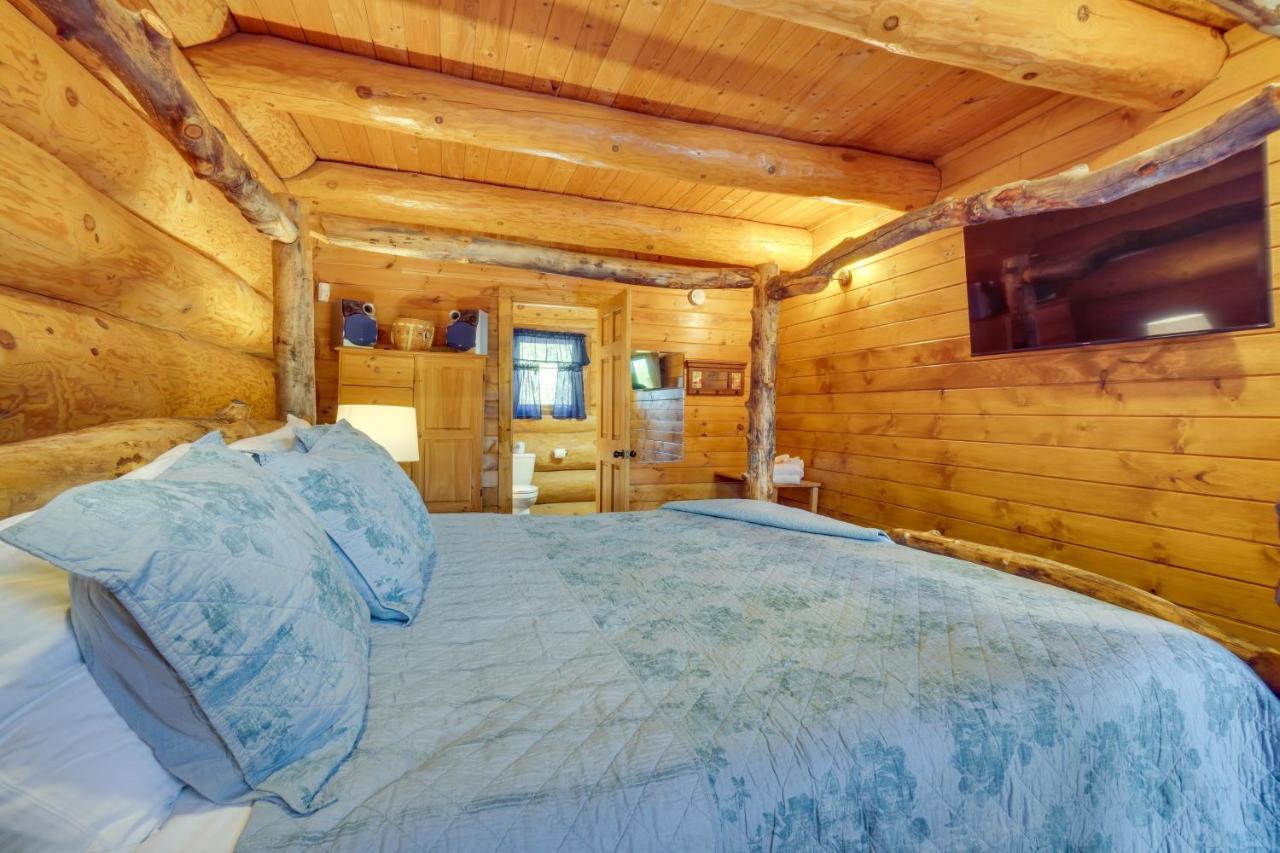 Smoky Mountain Vacation Rental Cabin With Hot Tub! Гатлинбург Экстерьер фото