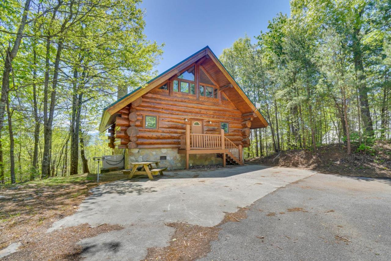 Smoky Mountain Vacation Rental Cabin With Hot Tub! Гатлинбург Экстерьер фото